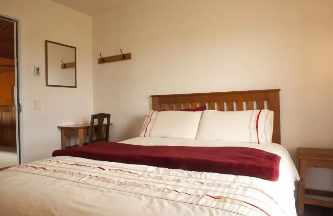 Old Bones Lodge-1
